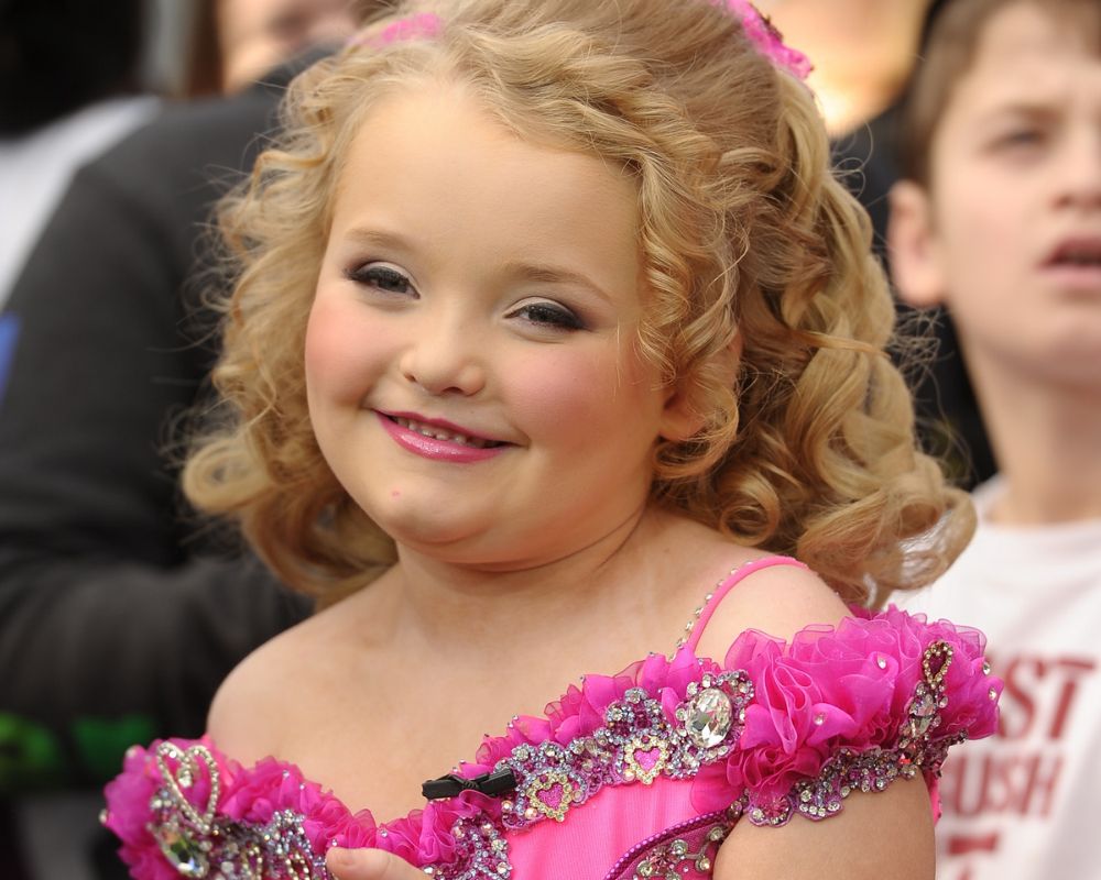 Honey Boo Boo była ulubienicą Ameryki. Jej życie przypominało piekło