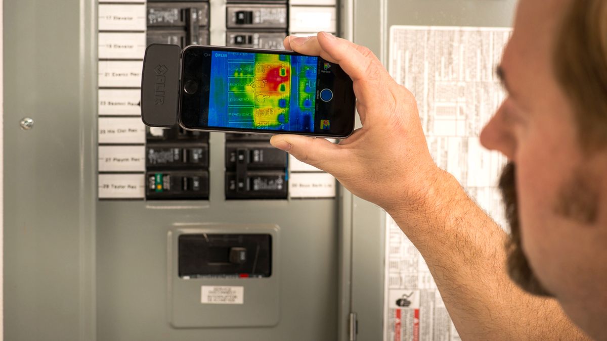 FLIR ONE i FLIR ONE PRO - nowe kamery termowizyjne do smartfonów 1