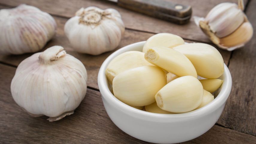 Czosnek ma pozytywny wpływ na cały organizm