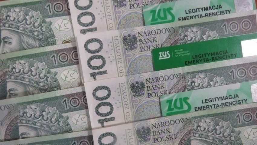 ZUS ponownie przelicza emerytury. Sprawdź szczegóły &gt;&gt;&gt;