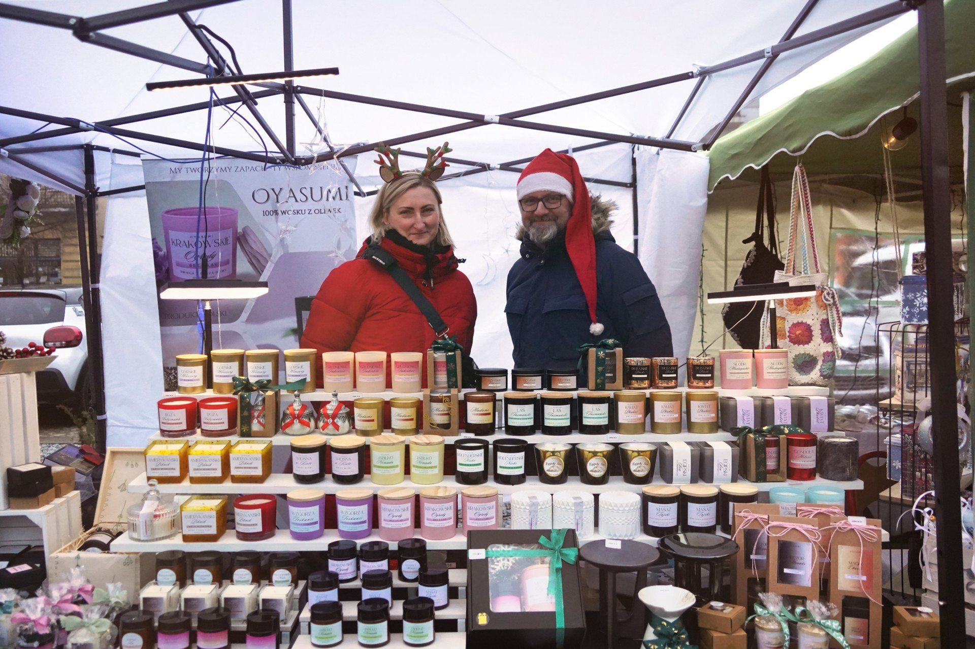 Mieszkańcy Wolbromia świętowali zaświecenie choinki.