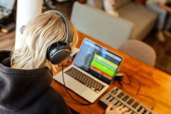 Audio Video Show 2026: beyerdynamic pokaże Black Edition i nowe słuchawki