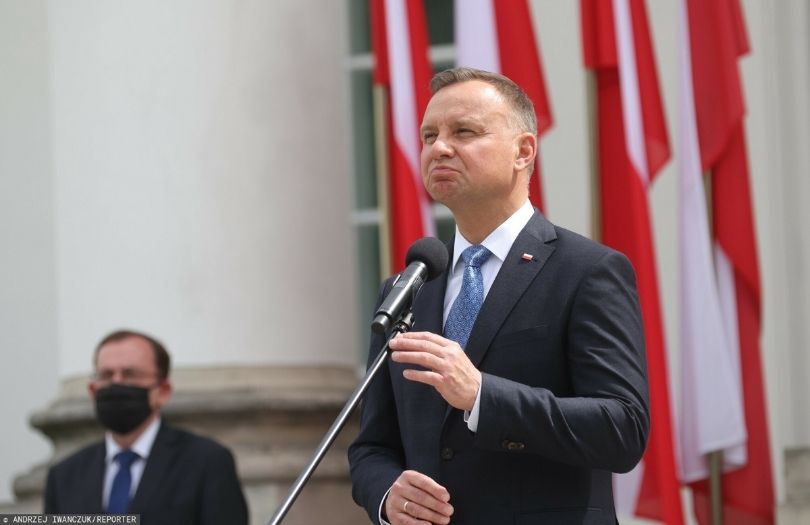 Jakub Żulczyk komentuje przegraną Polaków ze Słowacją, przypominając wpis Andrzeja Dudy z 2013 roku