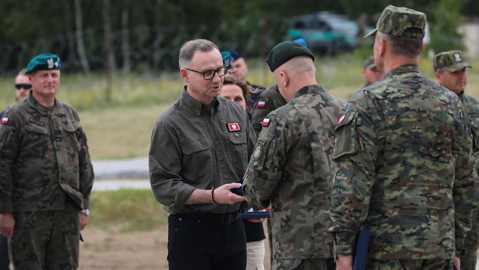 Andrzej Duda pożegna się z żołnierzami