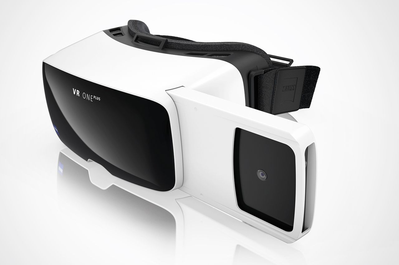 Zeiss VR One Plus - lider optyki prezentuje uniwersalne VR
