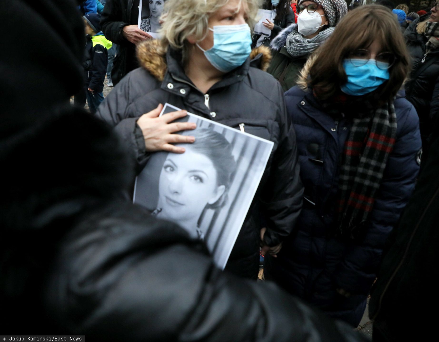 Ani jednej wi?cej! Marsz dla Izy
Fot. Jakub Kaminski/East News, Warszawa, 06.11.2021. Demonstracja - Ani jednej wiecej! Marsz dla Izy. Manifestacja upamietnia 30-latke z Pszczyny, ktora zmarla w 22. tygodniu ciazy, po tym jak lekarze mieli opozniac udzielenie jej pomocy oczekujac na obumarcie plodu.
Jakub Kaminski