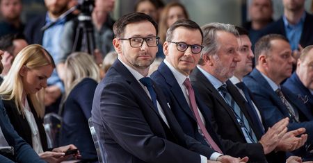 Wielkie pieniądze nie tylko za kierowanie Orlenem. Daniel Obajtek dostawał dodatkową wypłatę
