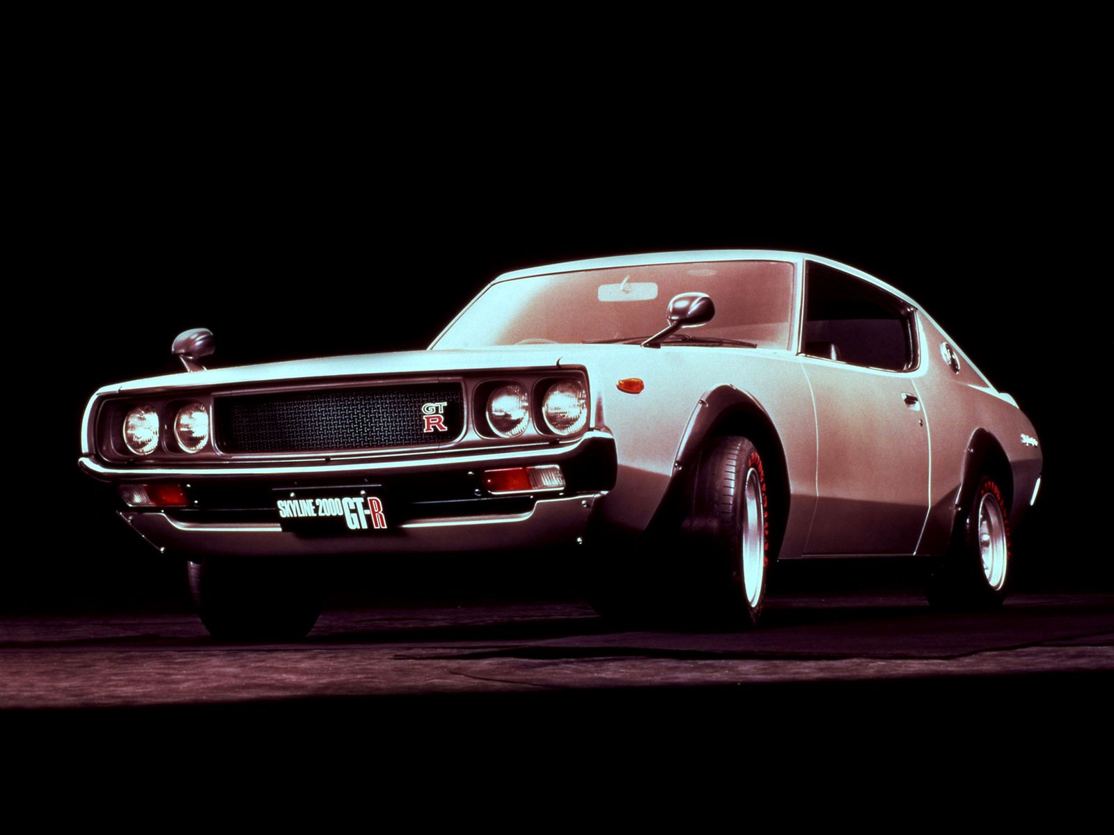 Ewolucja Godzilli: jak od początku zmieniał się Nissan Skyline GT-R 6