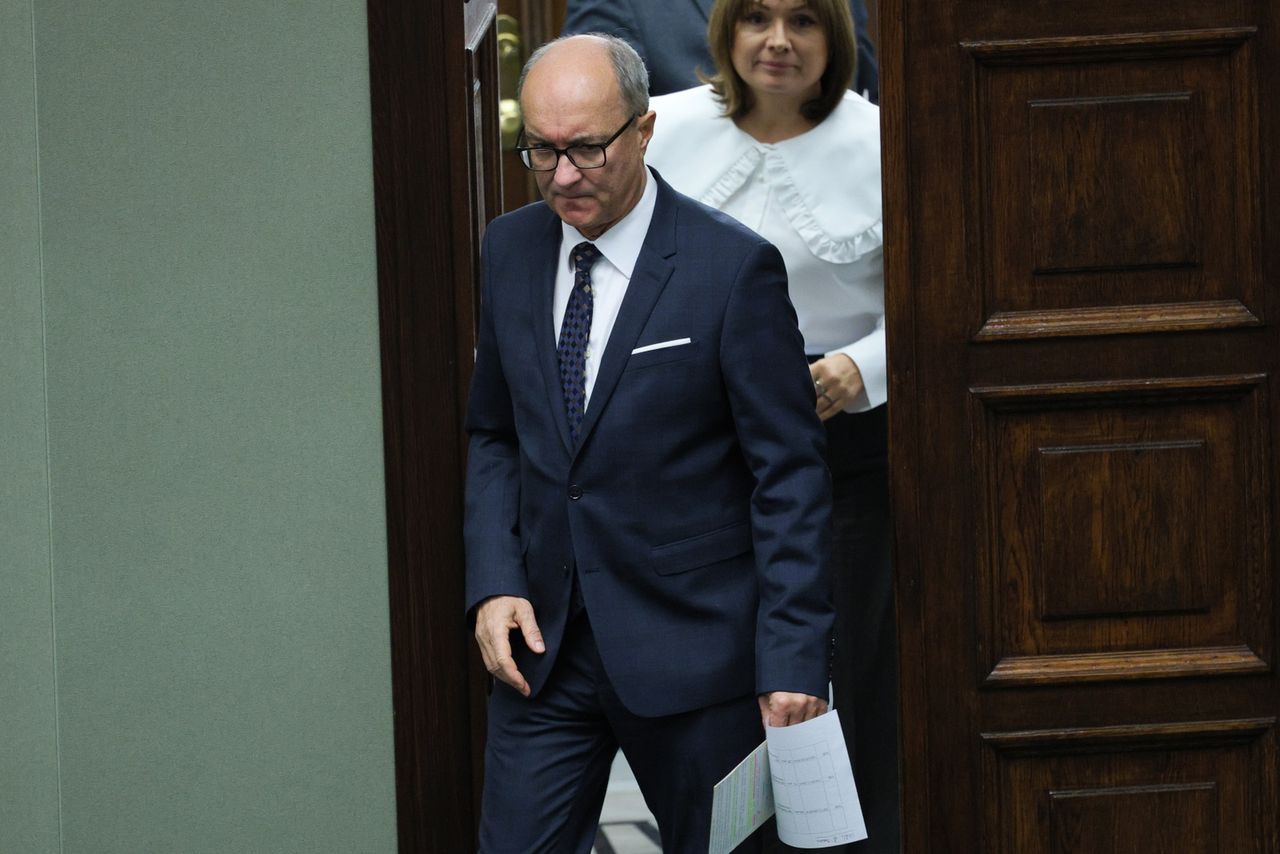 Zła wiadomość dla Czarzastego. Polacy zabrali głos w sondażu