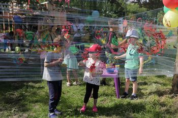 Dzień Dziecka 2025 zbliża się wielkimi krokami! Tak możesz spędzić go kreatywnie i rodzinnie
