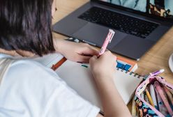 Laptopy dla uczniów klas czwartych. Prezydent podpisał ustawę