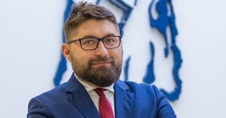 Znany politolog walczy z nowotworem. W sieci pojawiła się zbiórka