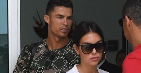 Georgina Rodriguez prezentuje ciążowy brzuszek w BIKINI (FOTO)