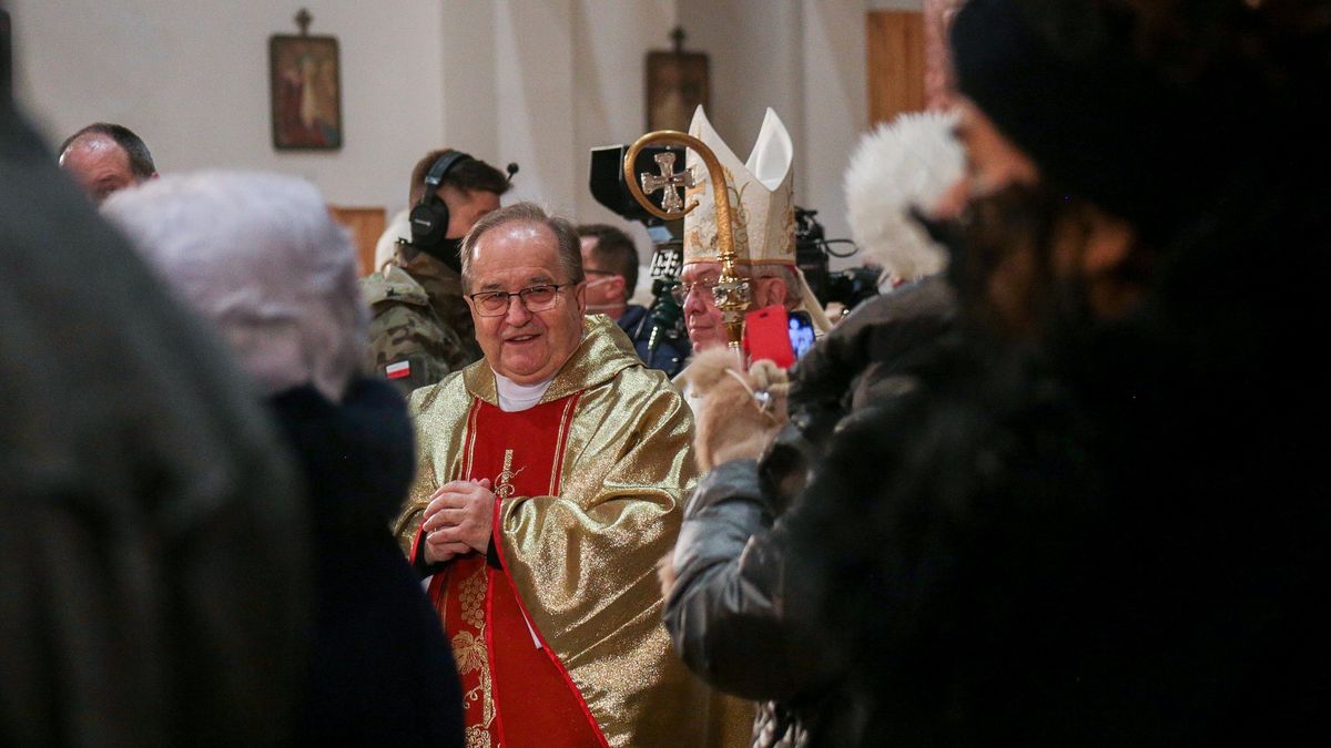 - Masakra - miał napisać o słowach Rydzyka rzecznik rządu