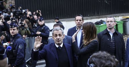 Sarkozy trafi do więzienia. Były prezydent Francji zaczyna odbywanie kary