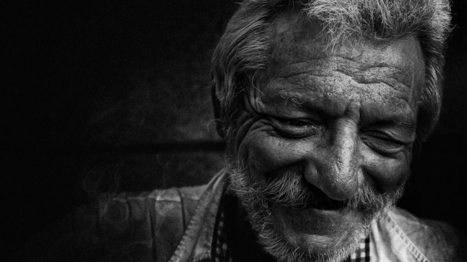 Mocne, czarno białe portrety Darasa Bareya 1