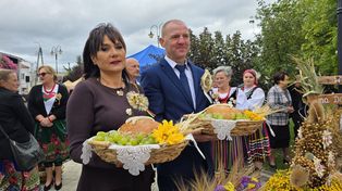 Dożynki gminno-parafialne w Wolborzu 2026. Kolorowy korowód i piękne święto plonów na Placu Władysława Jagiełły