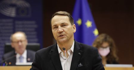 Zełenski się zagalopował? Sikorski: zdarza się, powinien odpuścić