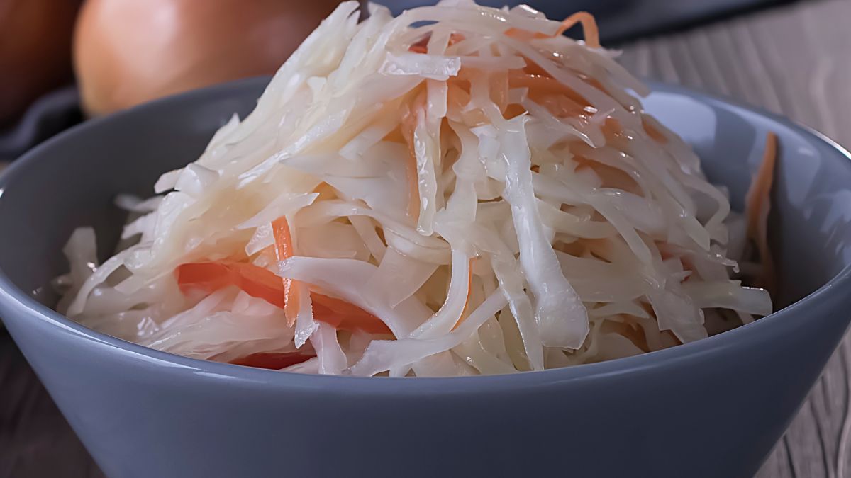 Jak wygląda zepsuta kapusta kiszona?