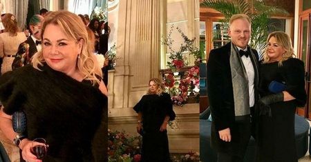 Niezgoda w wieczorowej sukni pozuje na balu charytatywnym! (FOTO)