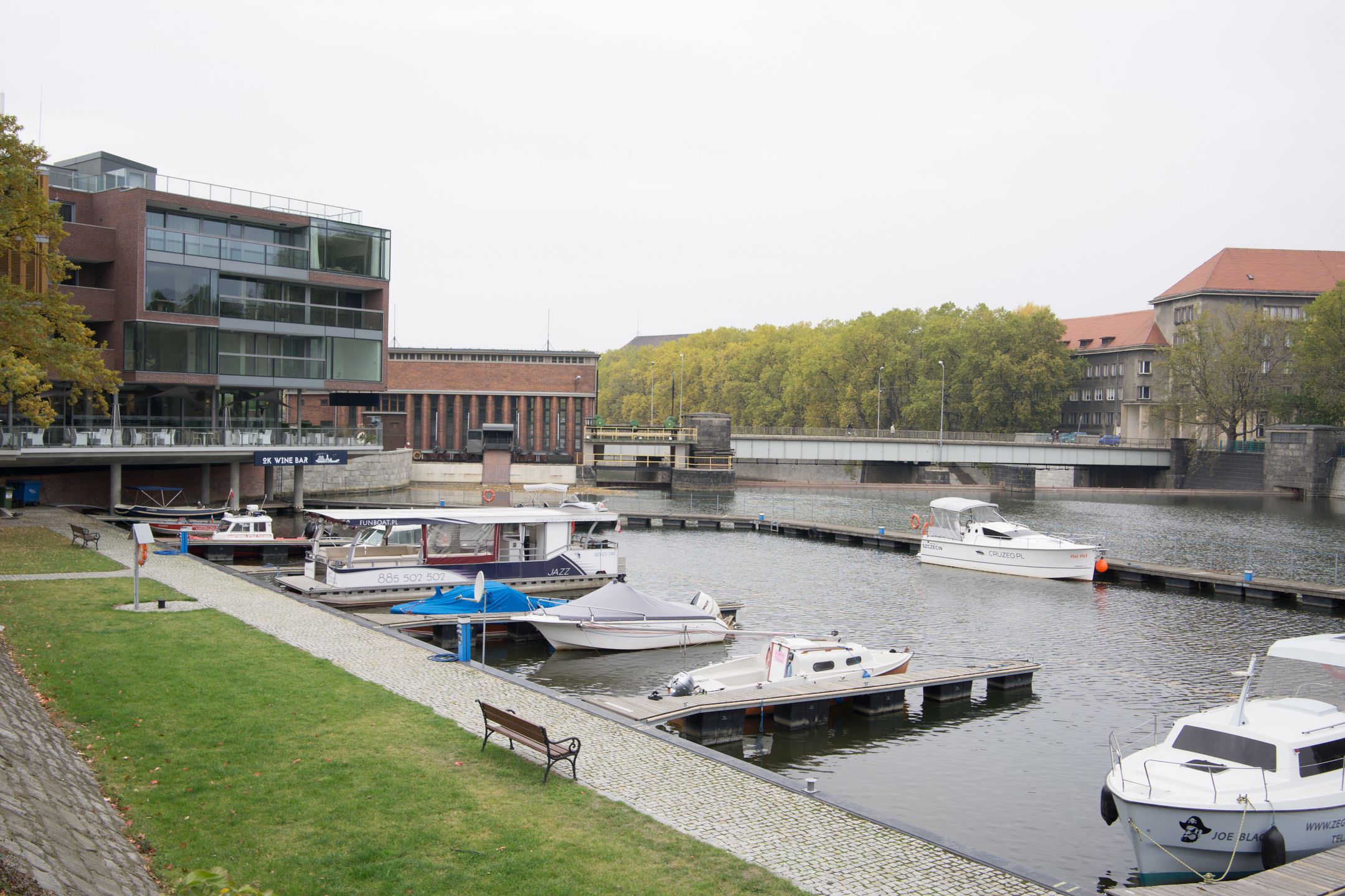 Samyang 21 mm f/1.4 ED AS UMC - manualna, jasna szeroka stałka w dobrej cenie [recenzja] 73