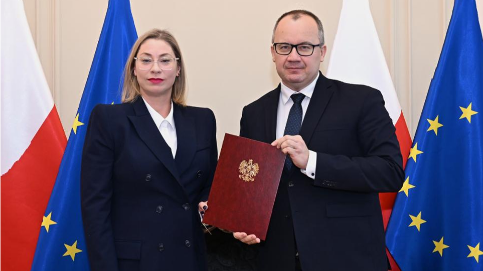Minister sprawiedliwości Adam Bodnar ze swoją pełnomocniczką ds. konsumentów Anetą Domagalską-Wiewiórowską