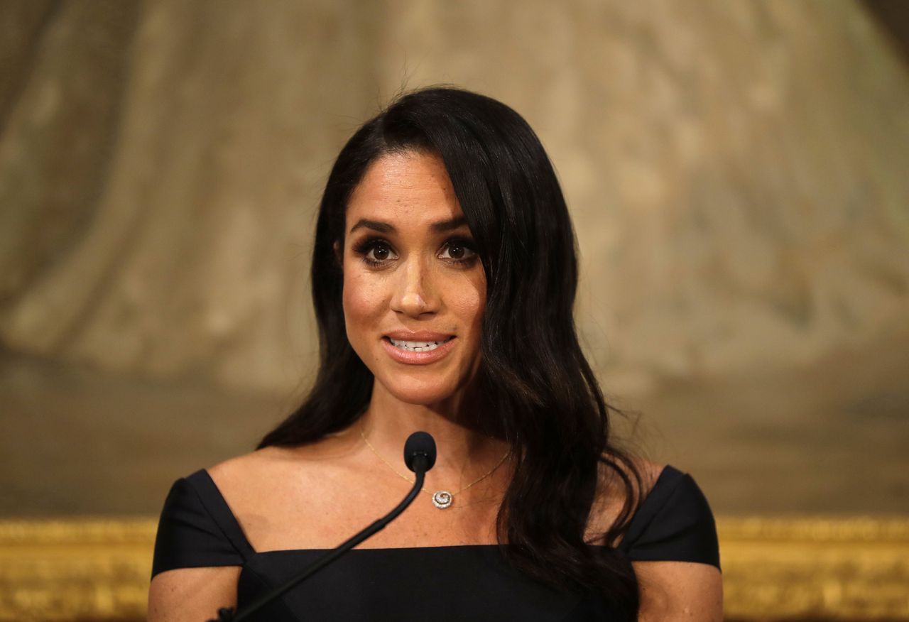 Meghan Markle wygłosiła przemowę dotyczącą rasizmu. Jej mowa ciała wiele mówi