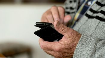 Radom: Oszustwo na pracownika banku. Seniorka straciła majątek