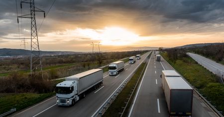 Oszczędność czasu, pieniędzy i bezpieczeństwo dla pracowników. Telematyka to coś więcej niż zwykły GPS