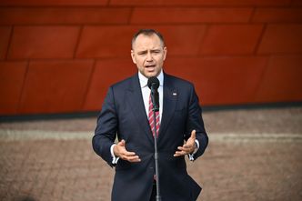 38 ustaw na biurku Nawrockiego. Prezydent musi zdecydować