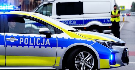 7-latek zbierał słodycze. Został potrącony