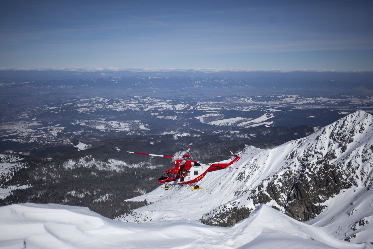 Dramatyczny wypadek w Tatrach. Runął z wysokości 7 metrów