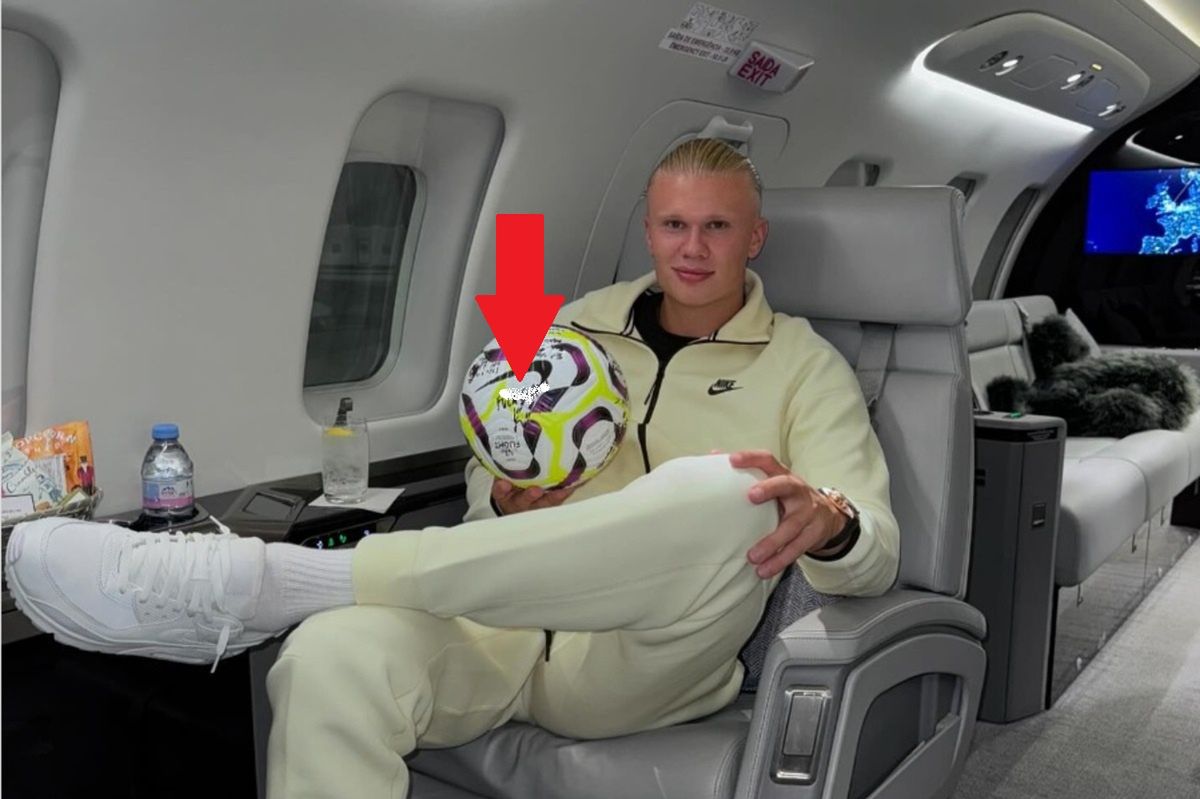 Erling Haaland in a private jet with a special football