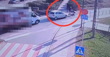 Seniorka potrąciła kobietę z wózkiem. Internauci krytykują matkę