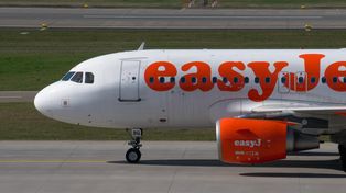 Alarm na pokładzie easyJet. Piloci nadali kod 7700