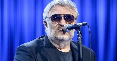 "Twoja Twarz Brzmi Znajomo": Krzysztof Cugowski został nowym jurorem programu! Wiadomo, kto zrezygnował...