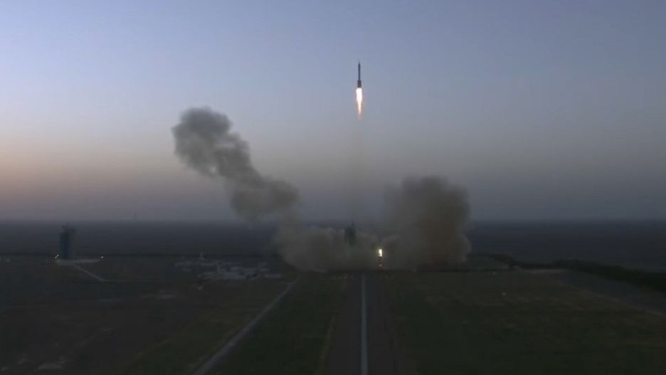 Chiny rozpoczęły sekretną misję. Tajemniczy pojazd wystrzelony w kosmos