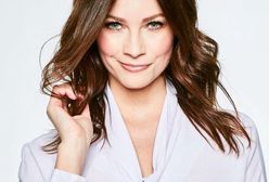 Anna Lucińska wygina się na palmie. Jest na co popatrzeć