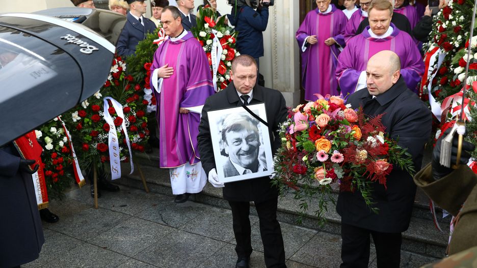 Pogrzeb Mirosława Hermaszewskiego. Kosmonauta spoczął na Powązkach