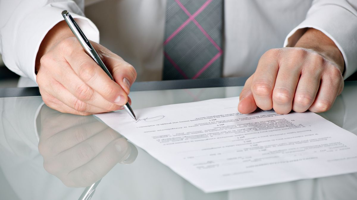 GRZEGORZ PULKOWNIK
umowa, dokument, notariusz, podpis, adwokat, pismo, biuro, biznes, finanse, kontrakt, list, administracja, dokumenty, biznesmen, papier, prawnik, firma, firmowy, zgoda