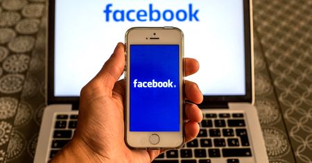 Facebook zwariował. Internauci przecierają oczy