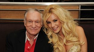 Była ostatnią żoną Hugh Hefnera. "Musiałam poczekać aż umrze, by odejść"