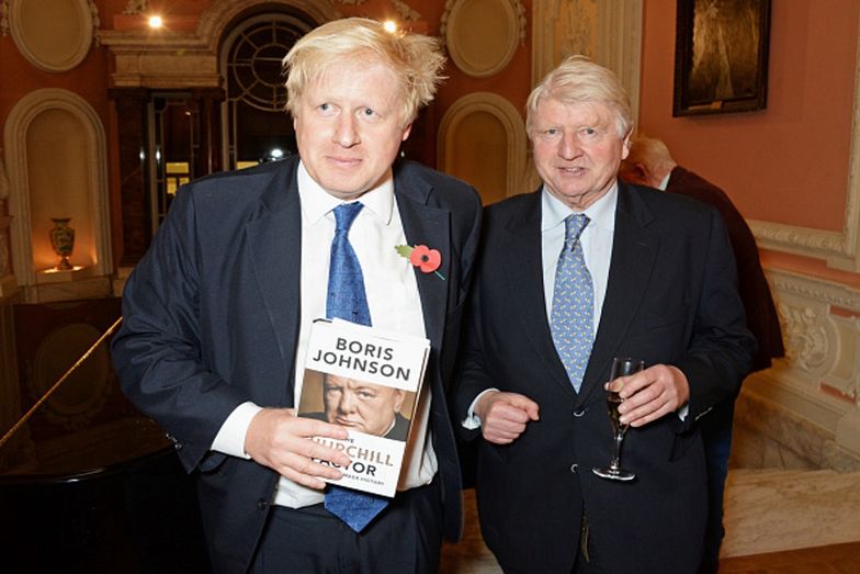 Ojciec Borisa Johnsona złamał zalecenie, by nie wychodzić z domu w błahym celu