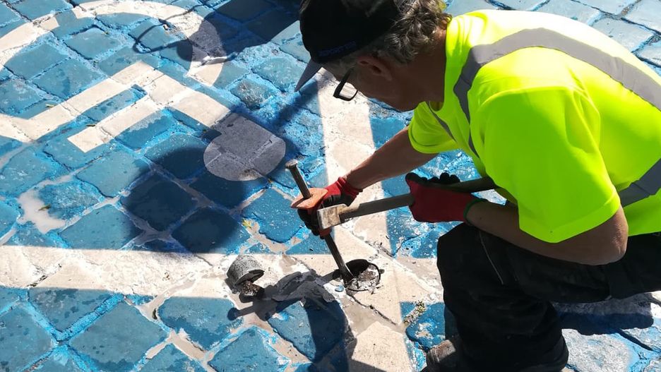 Wrocław. Niepełnosprawni będą mieć łatwiej. Ruszył specjalny system parkingowy z myślą o nich