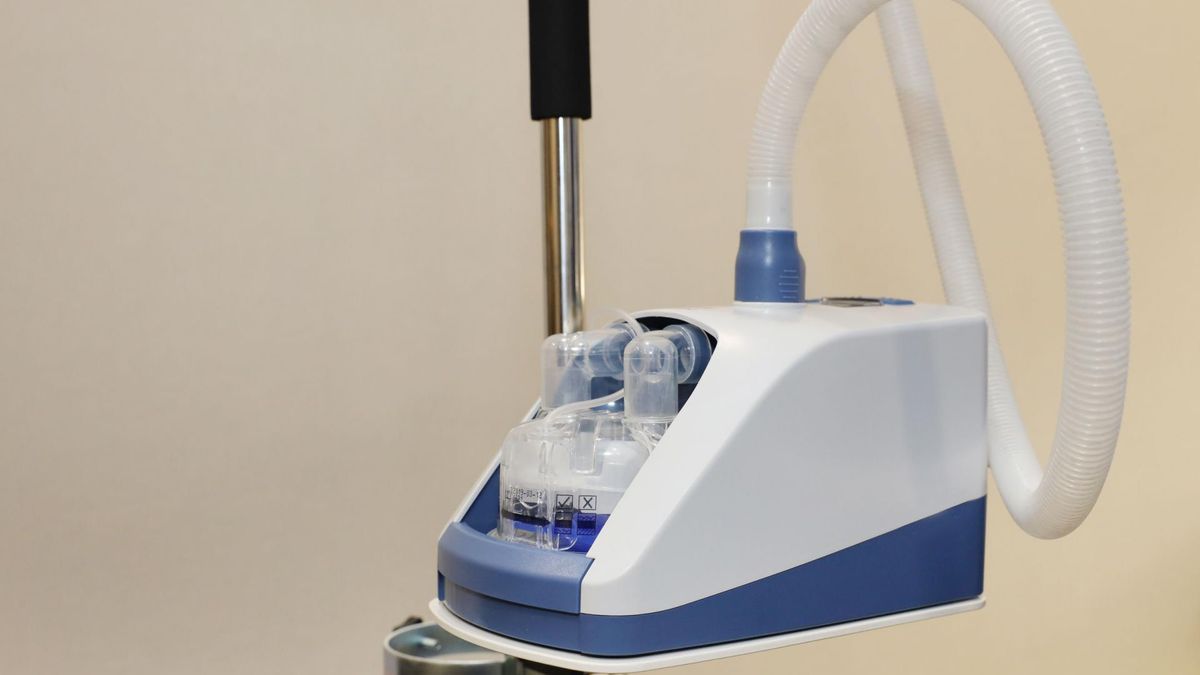 Koncentrator tlenu to urządzenie medyczne, zwiększające zawartość tlenu w powietrzu.