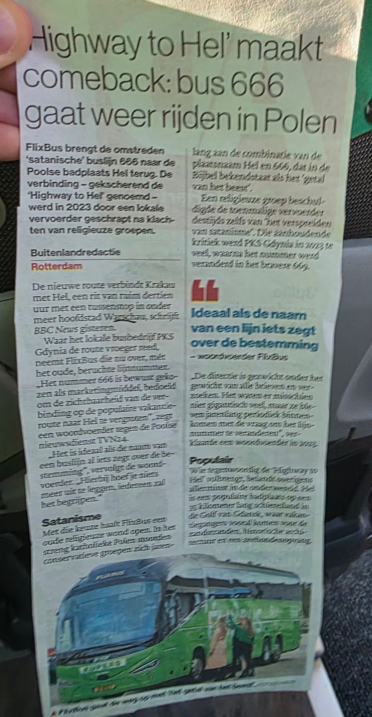 Wycinek z holenderskiej gazety, informujący o linii nr 666.