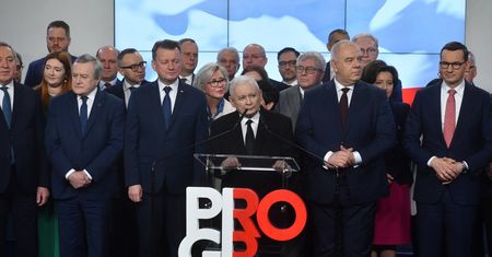 Machina PiS się rozpędza. Tak zamierzają wygrać