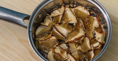 Nie mocz suszonych grzybów w mleku. Inny sposób sprawi, że będą miękkie i zachowają aromat