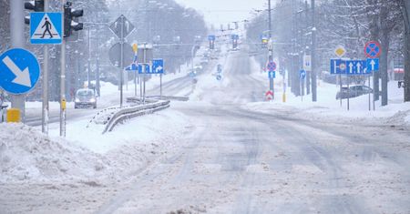 Pilne ostrzeżenie pogodowe: Nadchodzi zimowy atak! Śnieg i mróz uderzą w woj. lubelskie