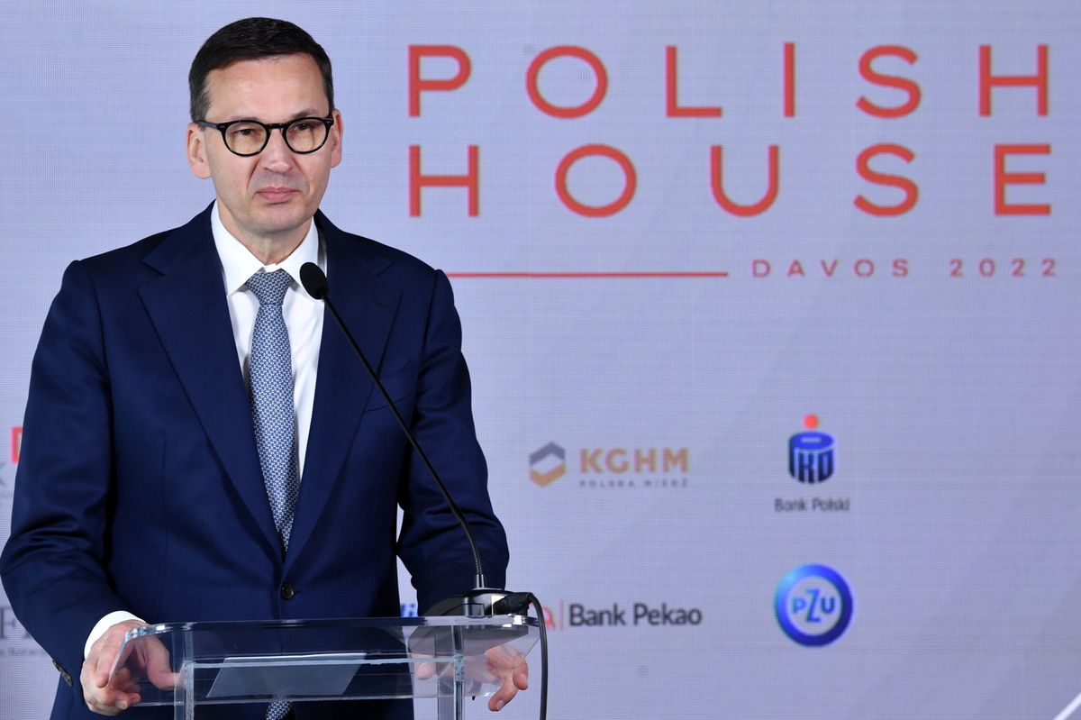 Premier Mateusz Morawiecki mówił w wywiadzie CNN o potrzebie szybkiego kompromisu w w sprawie embarga na rosyjską ropę naftową. 